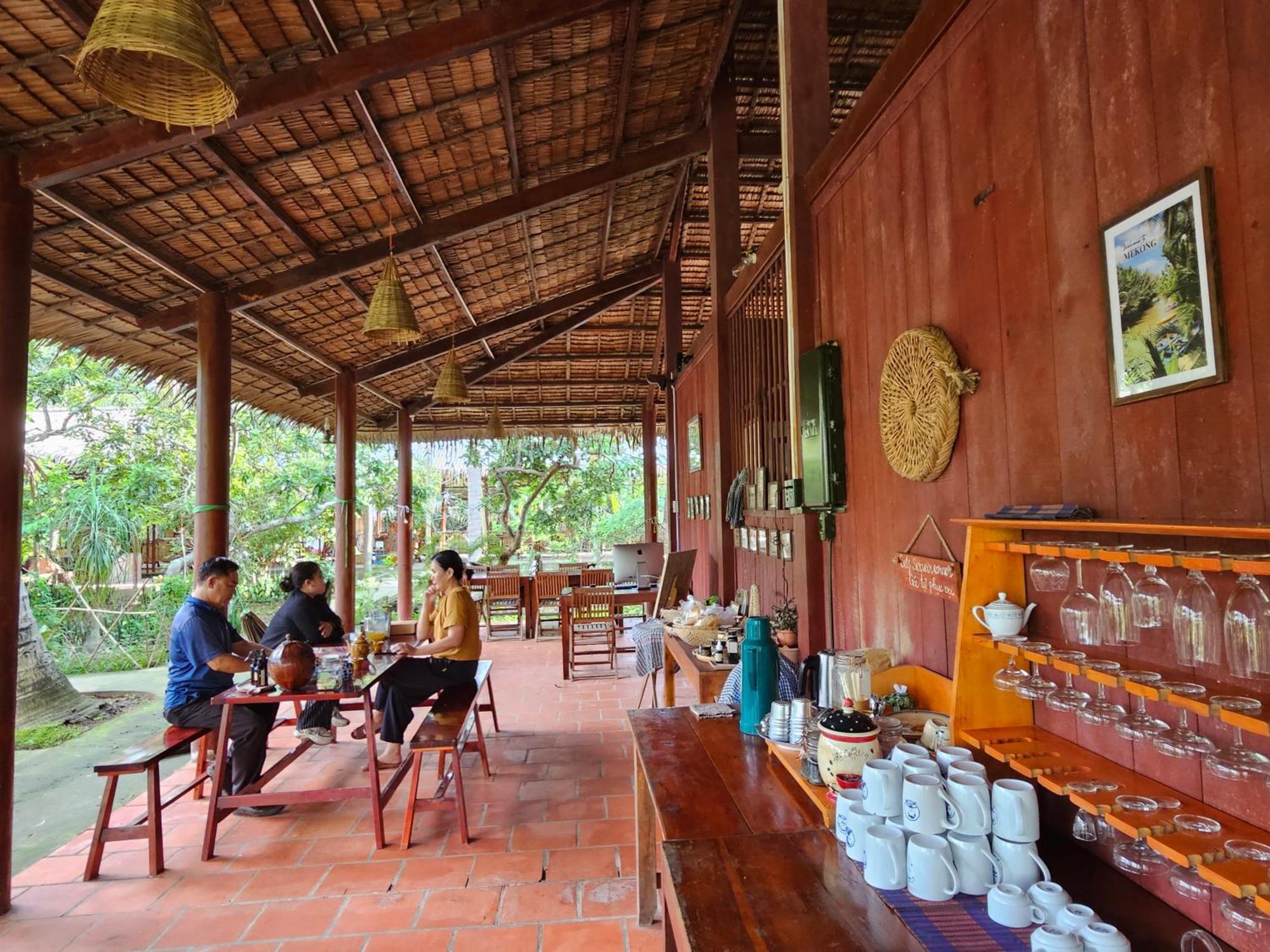巴丹民宿 Ben Tre 外观 照片